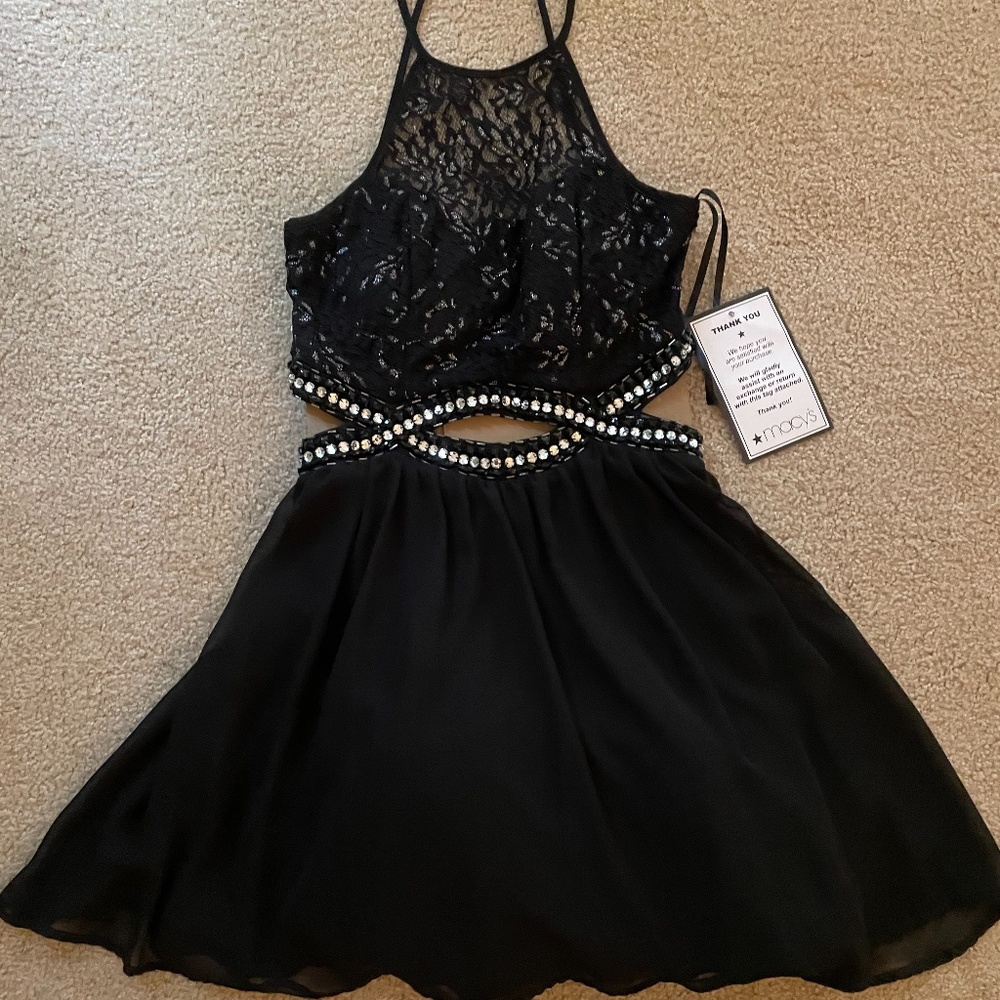 Nwt  darlin cut out lace and beaded black mini formal dr…